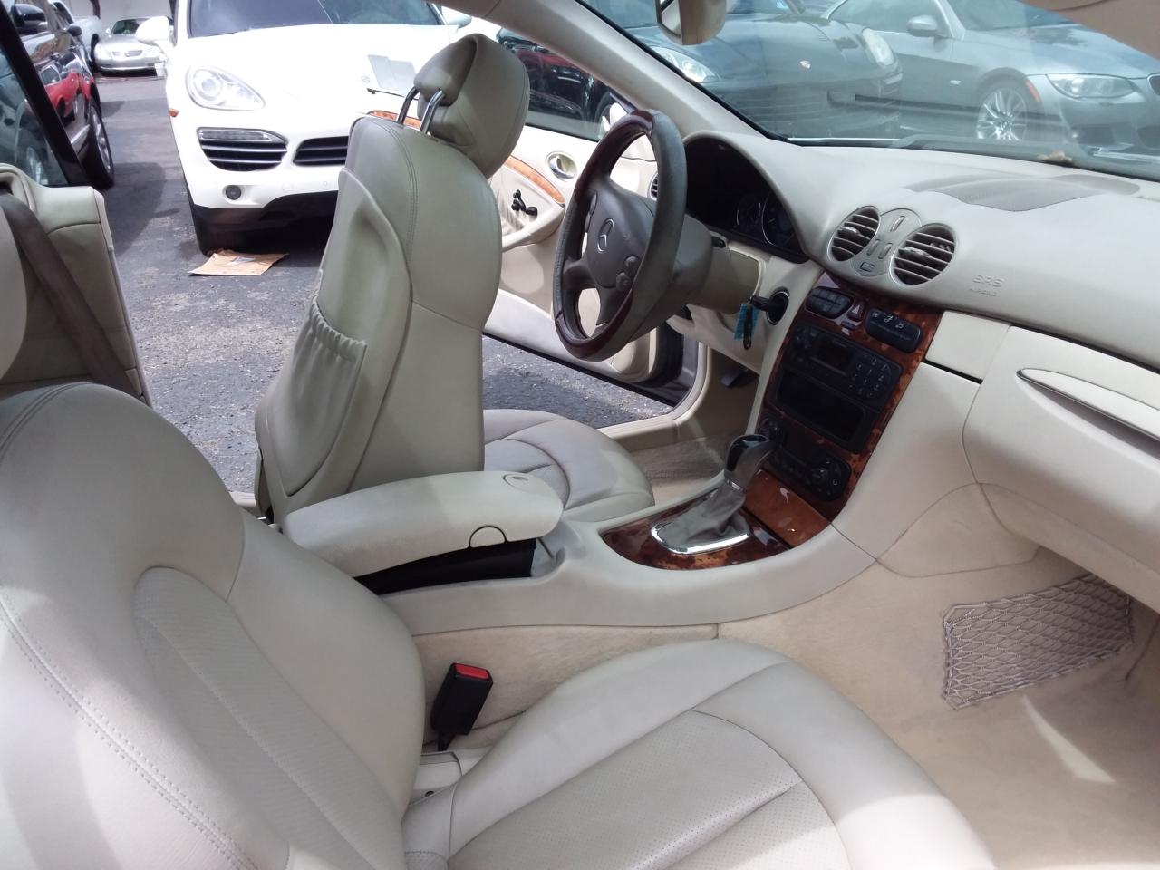 Mercedes-Benz CLK-Class CLK320 Coupe 2004