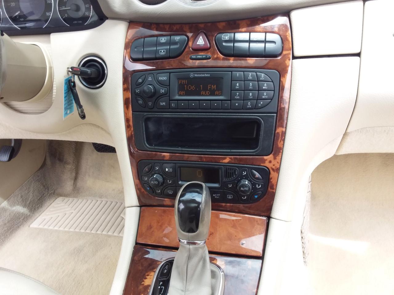 Mercedes-Benz CLK-Class CLK320 Coupe 2004
