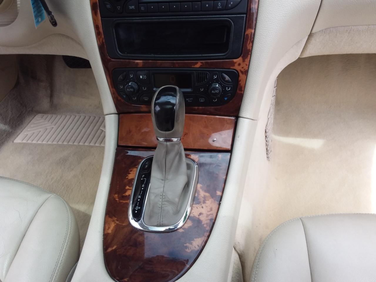Mercedes-Benz CLK-Class CLK320 Coupe 2004