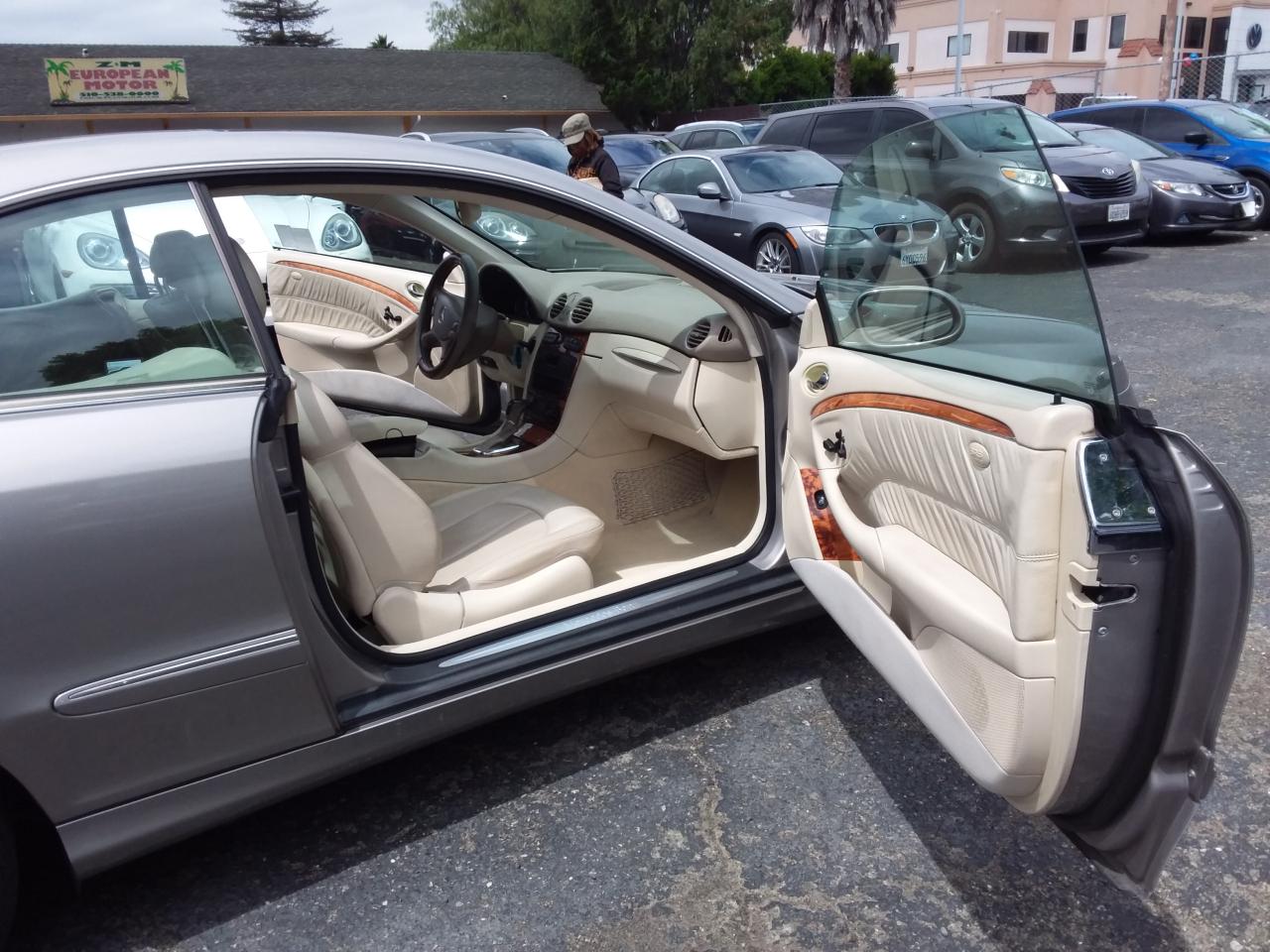 Mercedes-Benz CLK-Class CLK320 Coupe 2004