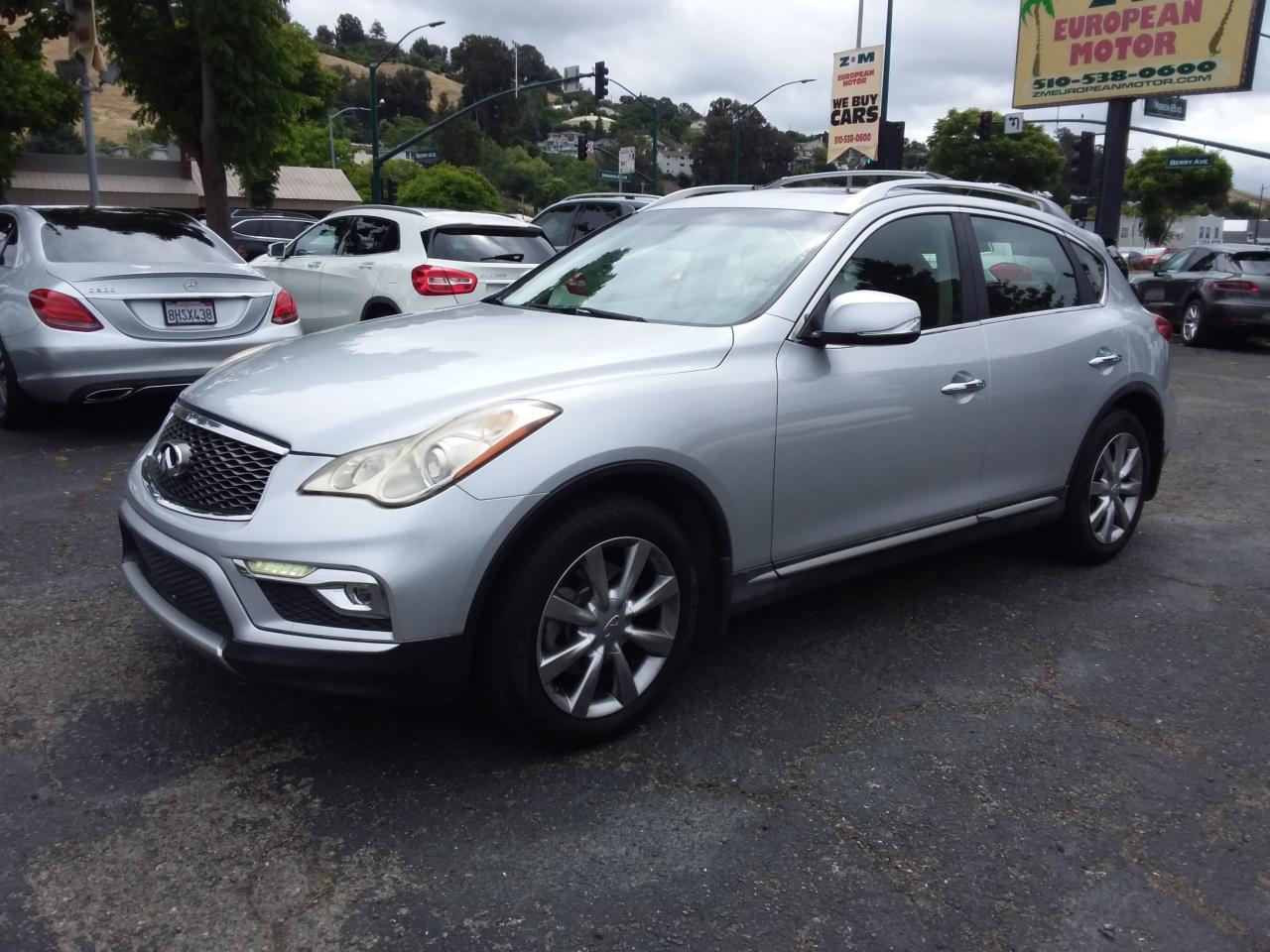 Infiniti QX50 Base RWD 2017