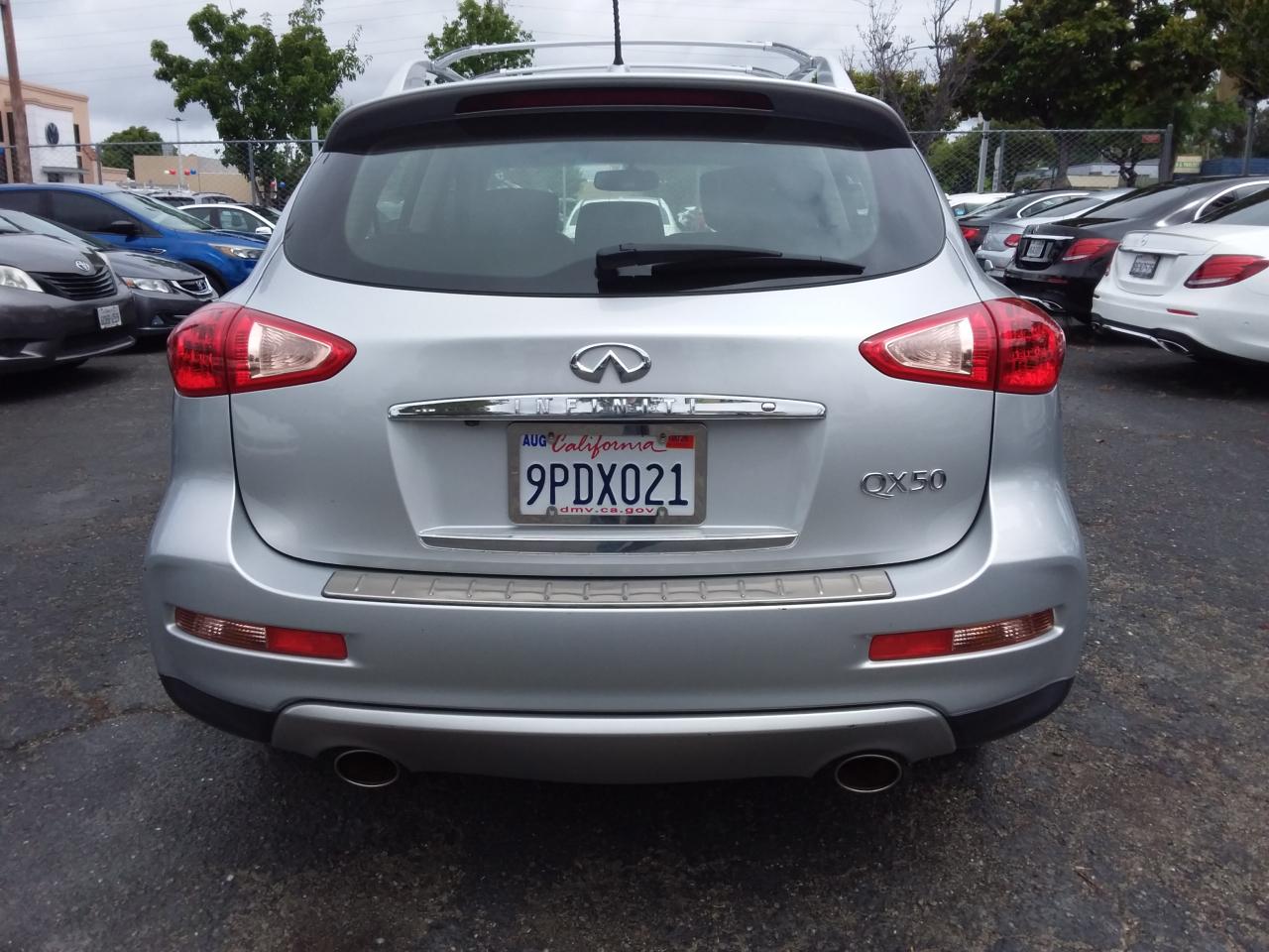Infiniti QX50 Base RWD 2017