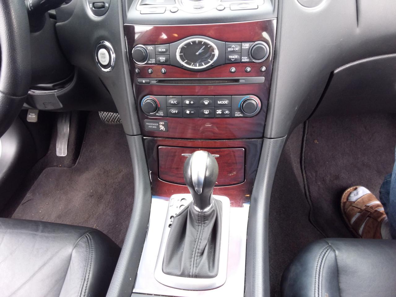 Infiniti QX50 Base RWD 2017