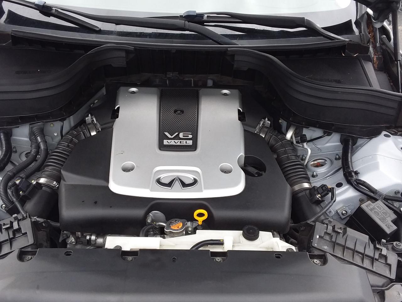 Infiniti QX50 Base RWD 2017