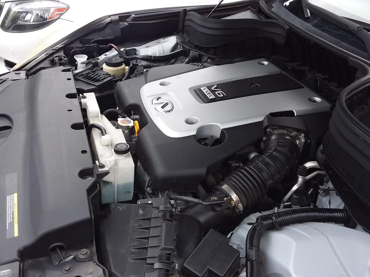 Infiniti QX50 Base RWD 2017