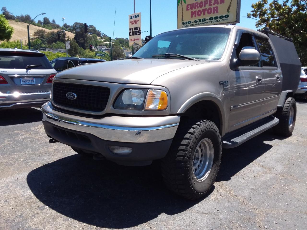 2002 Ford F-150 King Ranch SuperCrew Short Bed 4WD