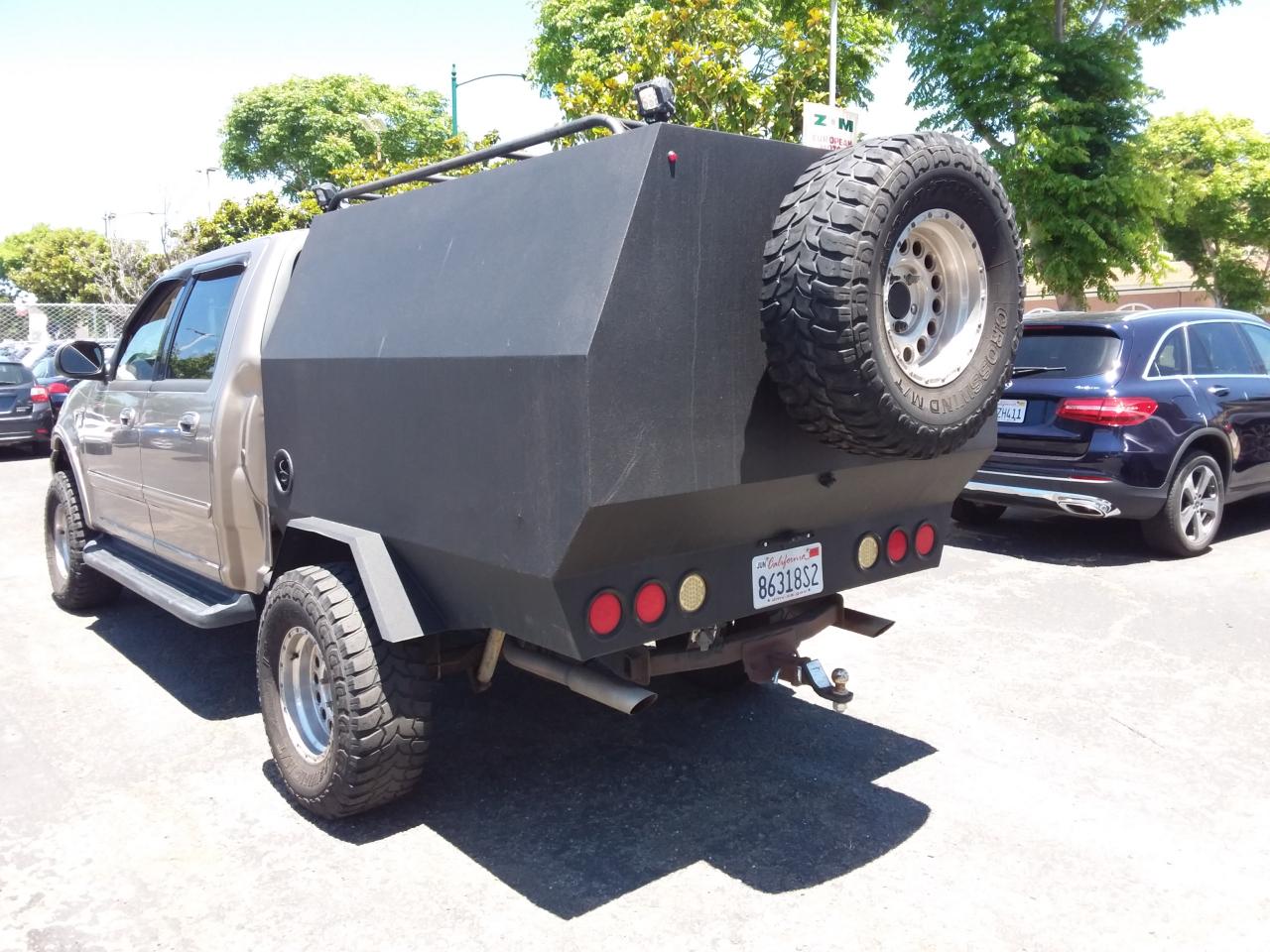 Ford F-150 King Ranch SuperCrew Short Bed 4WD 2002
