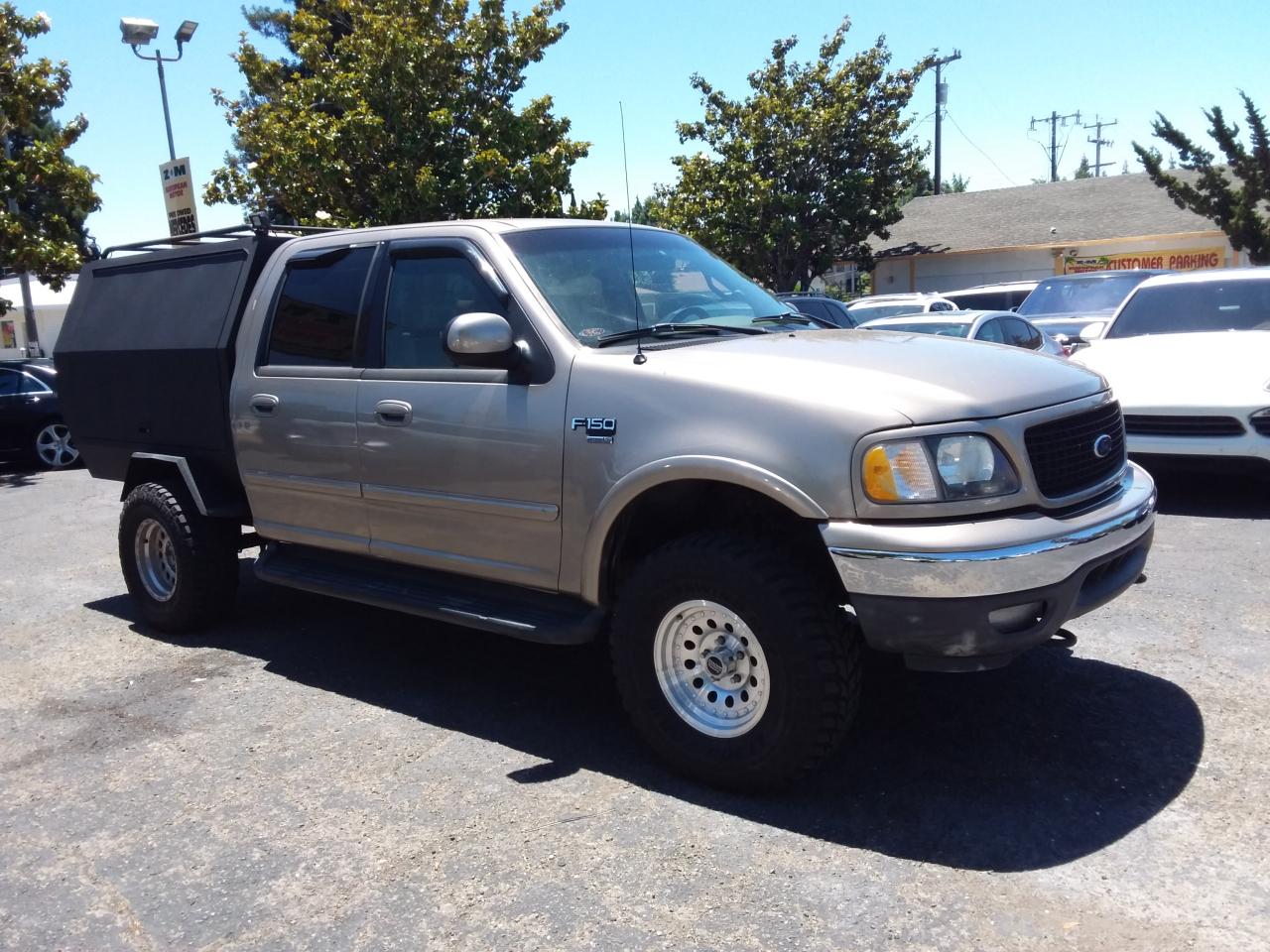 Ford F-150 King Ranch SuperCrew Short Bed 4WD 2002