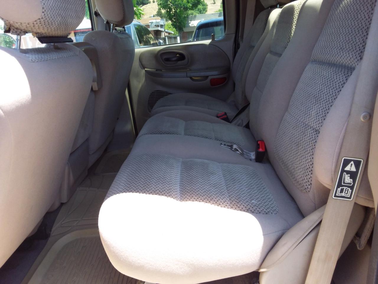 Ford F-150 King Ranch SuperCrew Short Bed 4WD 2002