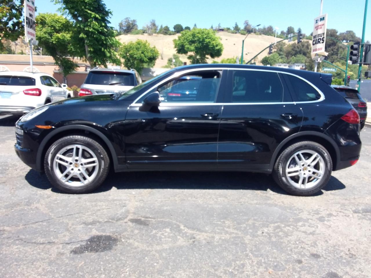 Porsche Cayenne Base 2014