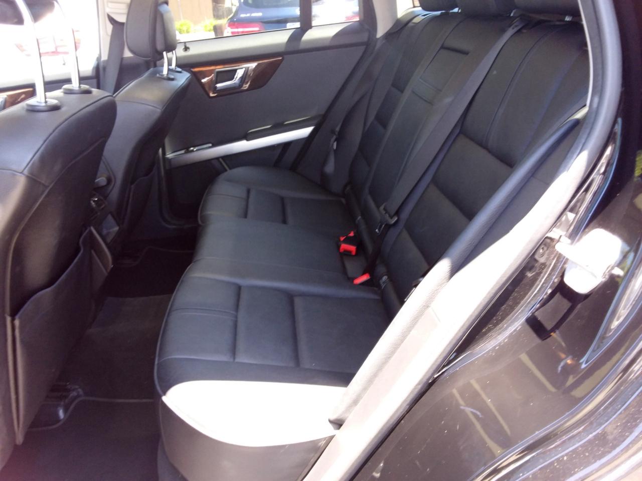 Mercedes-Benz GLK-Class GLK350 4MATIC 2010