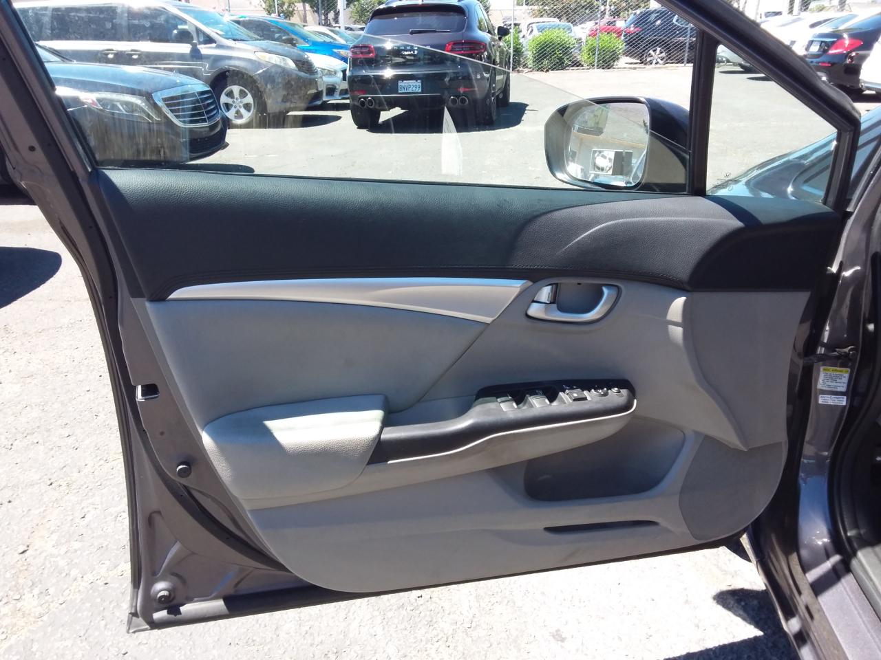 Honda Civic Hybrid CVT 2015