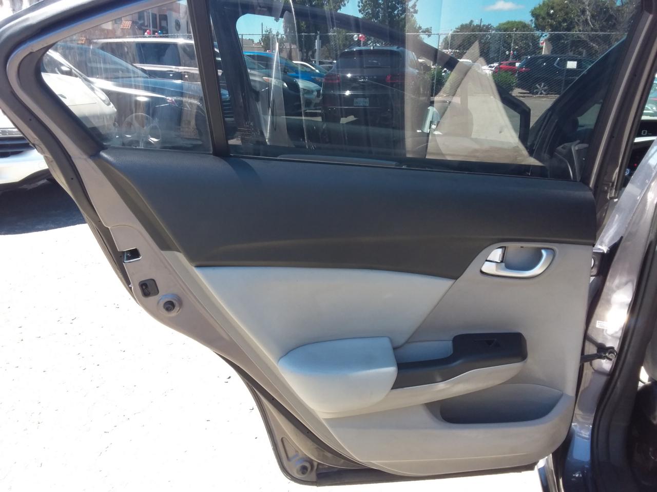 Honda Civic Hybrid CVT 2015