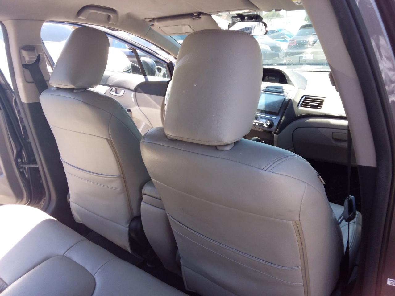 Honda Civic Hybrid CVT 2015