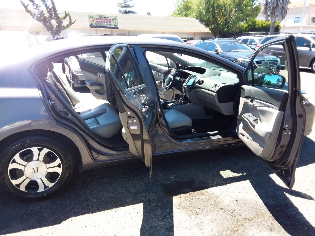 Honda Civic Hybrid CVT 2015