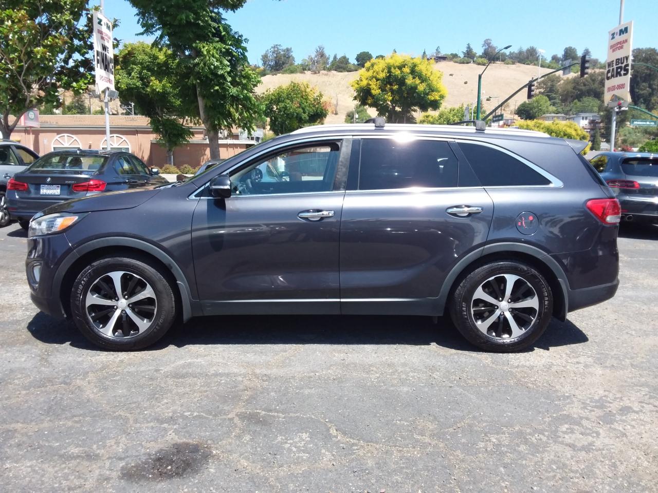 Kia Sorento EX V6 2WD 2016