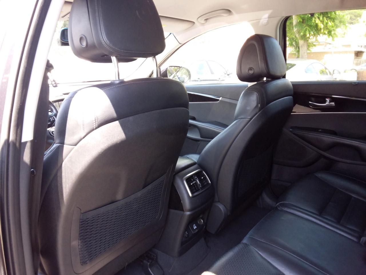 Kia Sorento EX V6 2WD 2016