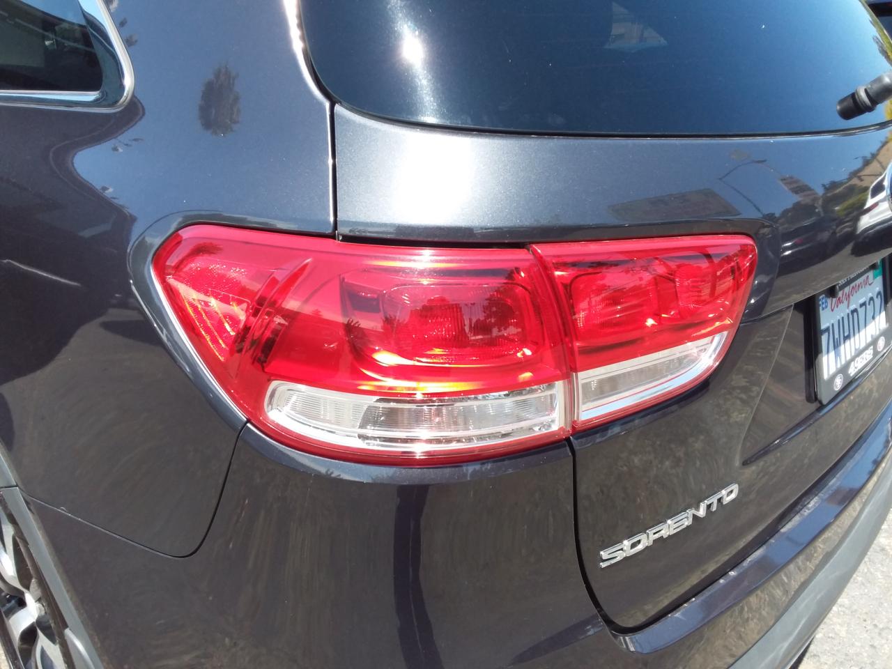 Kia Sorento EX V6 2WD 2016
