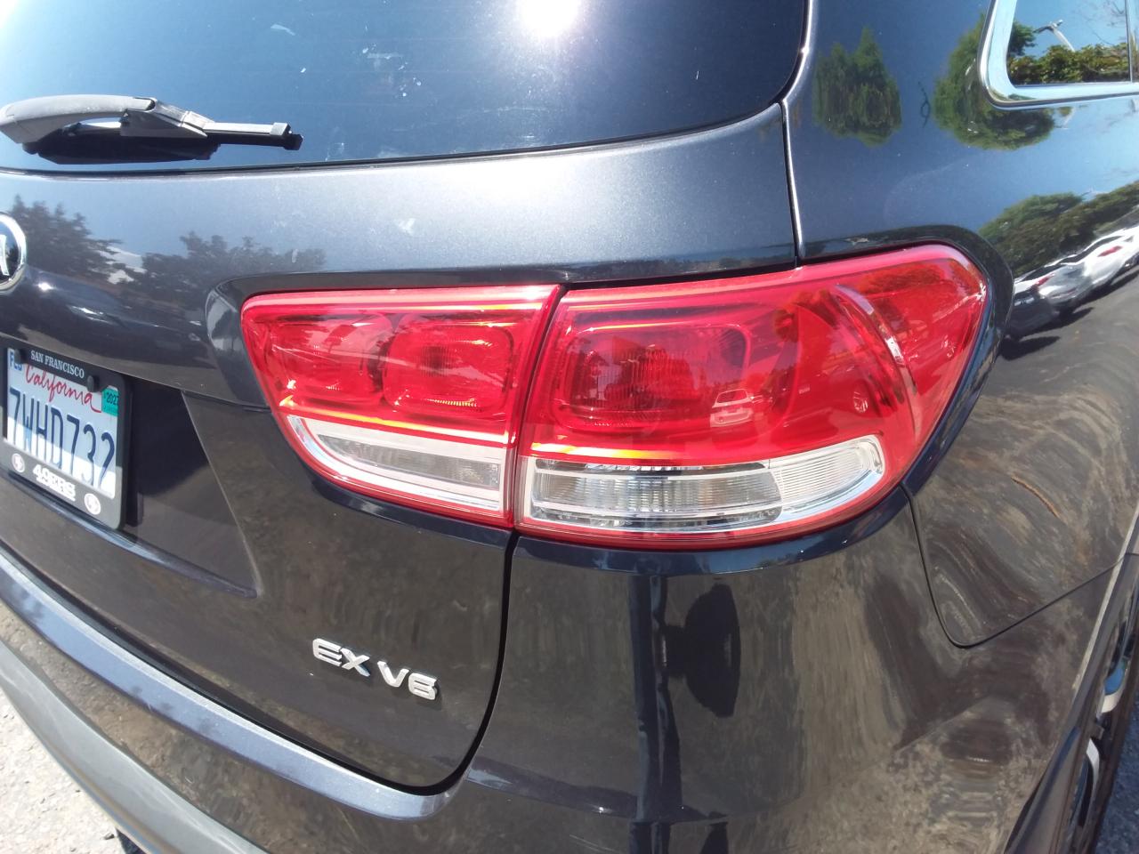 Kia Sorento EX V6 2WD 2016