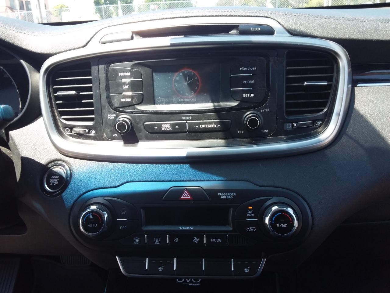 Kia Sorento EX V6 2WD 2016