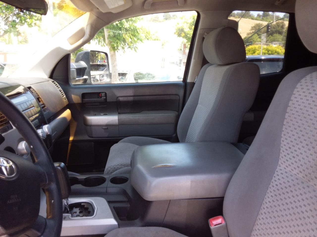 Toyota Tundra SR5 Double Cab 6AT 2WD 2007