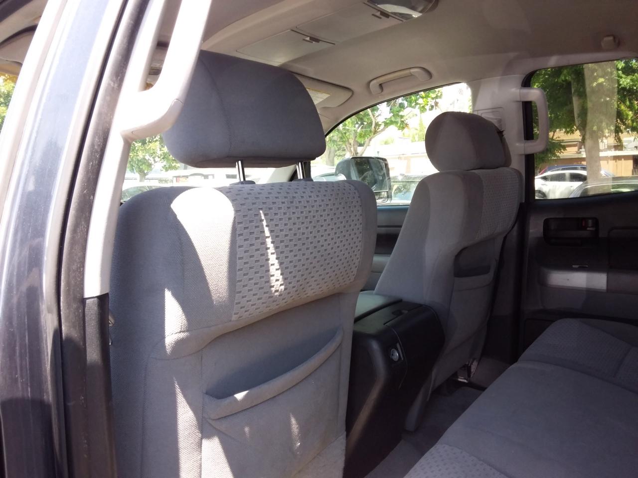 Toyota Tundra SR5 Double Cab 6AT 2WD 2007