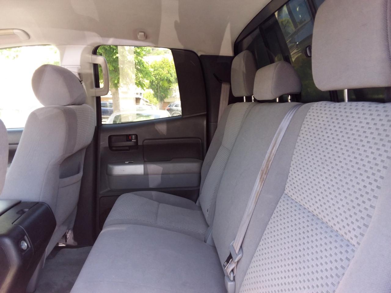 Toyota Tundra SR5 Double Cab 6AT 2WD 2007