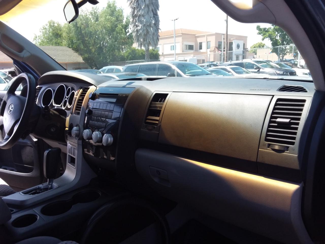 Toyota Tundra SR5 Double Cab 6AT 2WD 2007