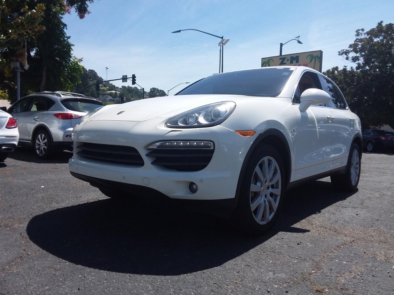 2011 Porsche Cayenne Hybrid S