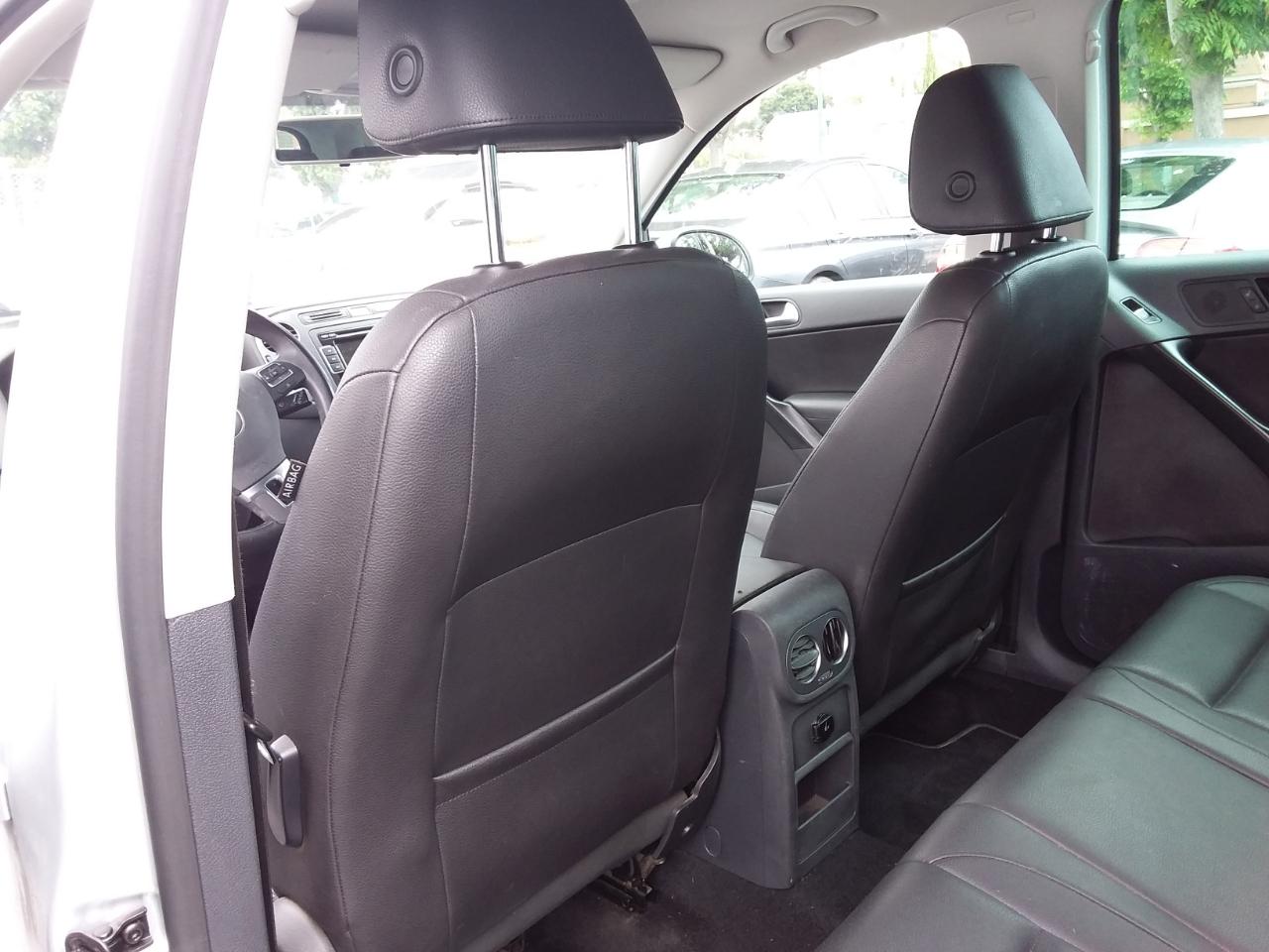 Volkswagen Tiguan S 2012