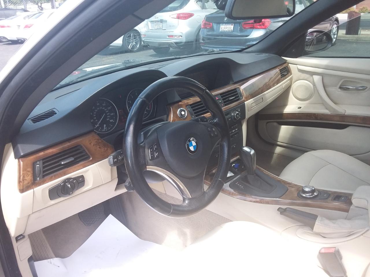 BMW 3-Series 328i Convertible 2008