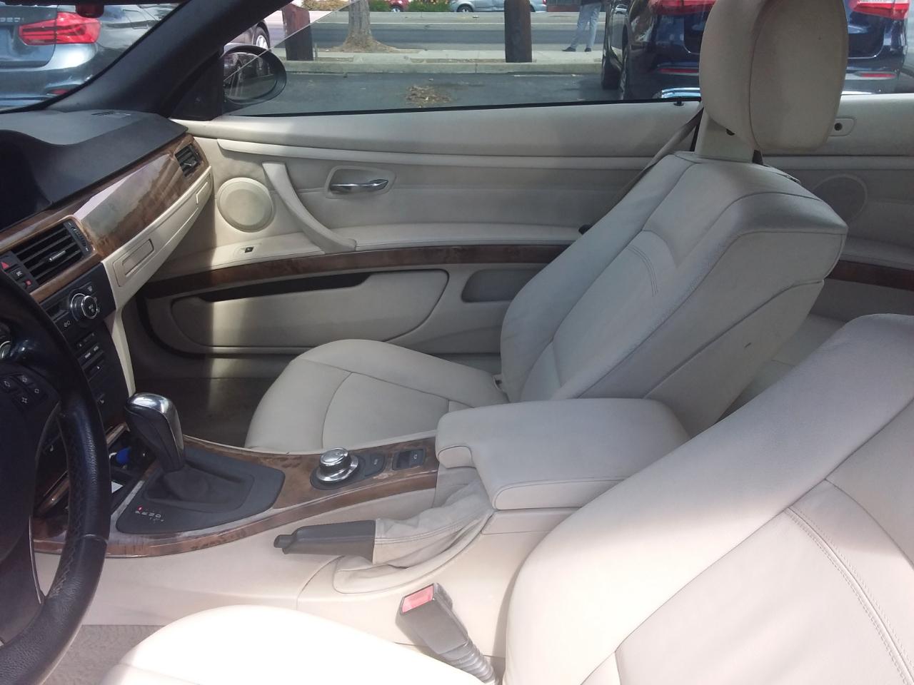 BMW 3-Series 328i Convertible 2008