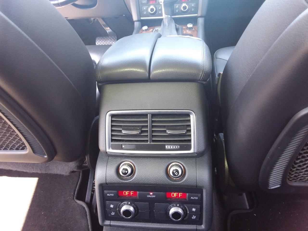 Audi Q7 TDI quattro Premium 2012