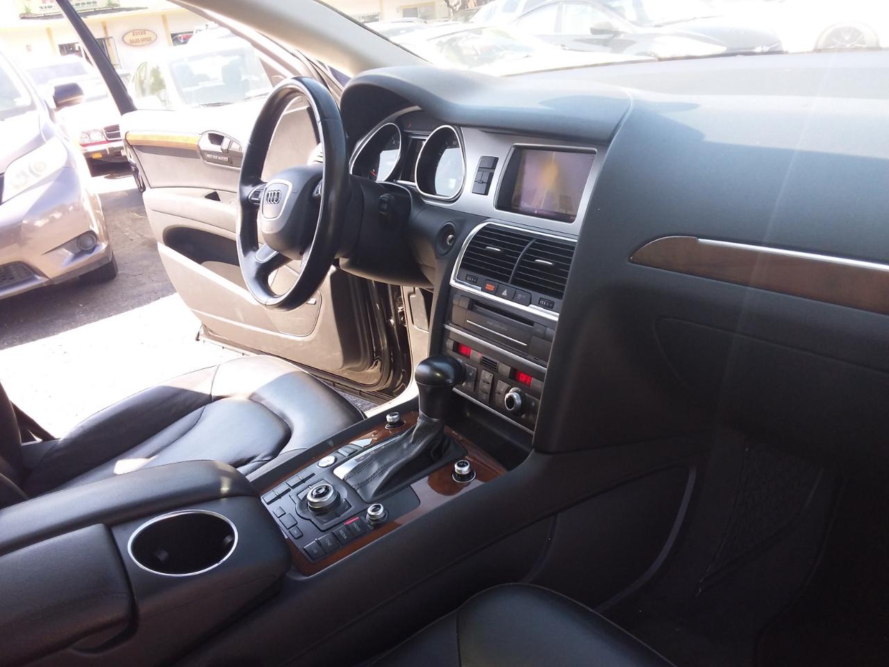 Audi Q7 TDI quattro Premium 2012