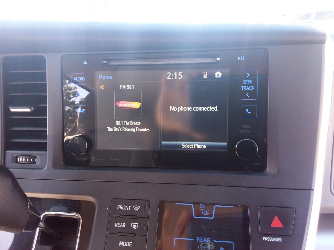 Toyota Sienna LE 8-Passenger 2017