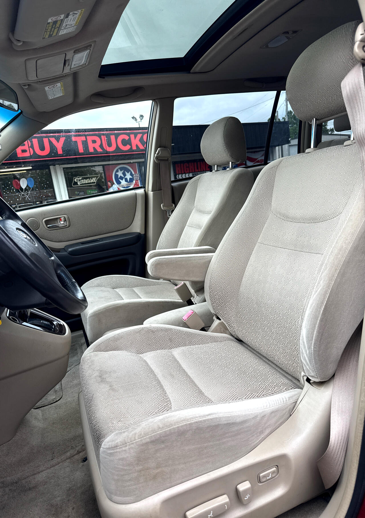 Used Car 2001 Toyota Highlander  V6 For Sale Under $10,000 In Dickson, Tennessee