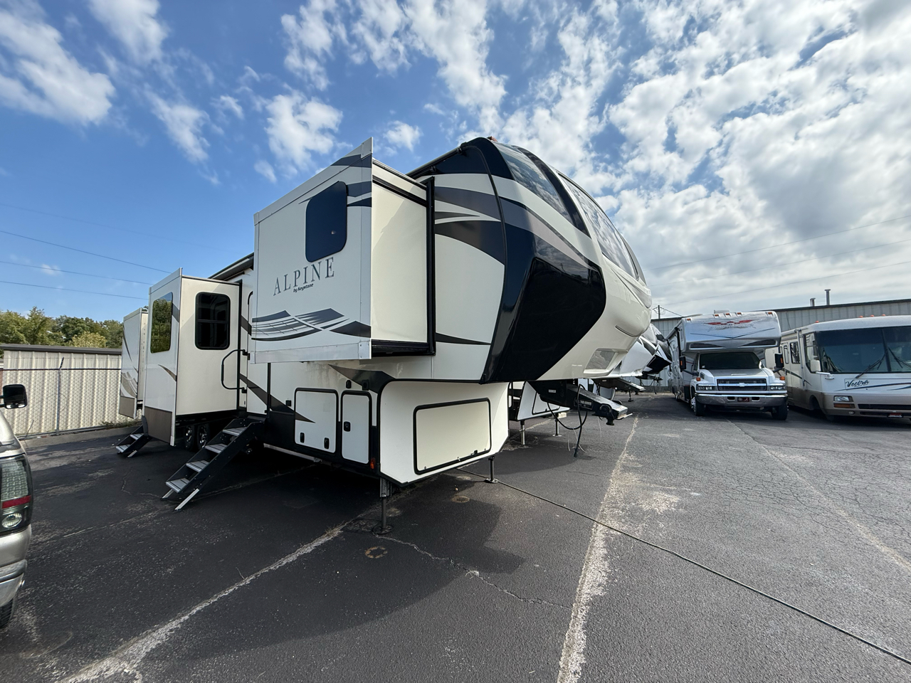 Used Car 2019 Keystone Alpine  3801fk For Sale Under $50,000 In Dickson, Tennessee