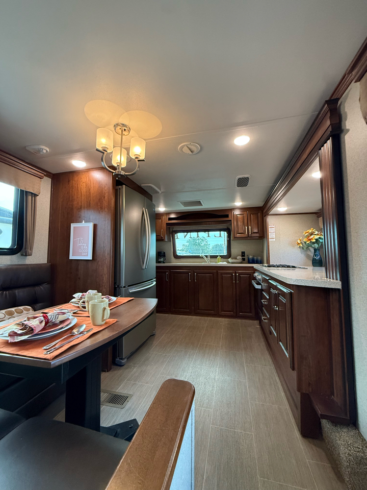 Used Car 2019 Keystone Alpine  3801fk For Sale Under $50,000 In Dickson, Tennessee