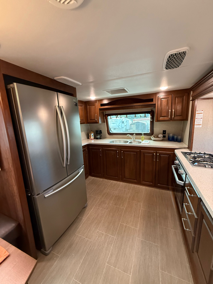 Used Car 2019 Keystone Alpine  3801fk For Sale Under $50,000 In Dickson, Tennessee