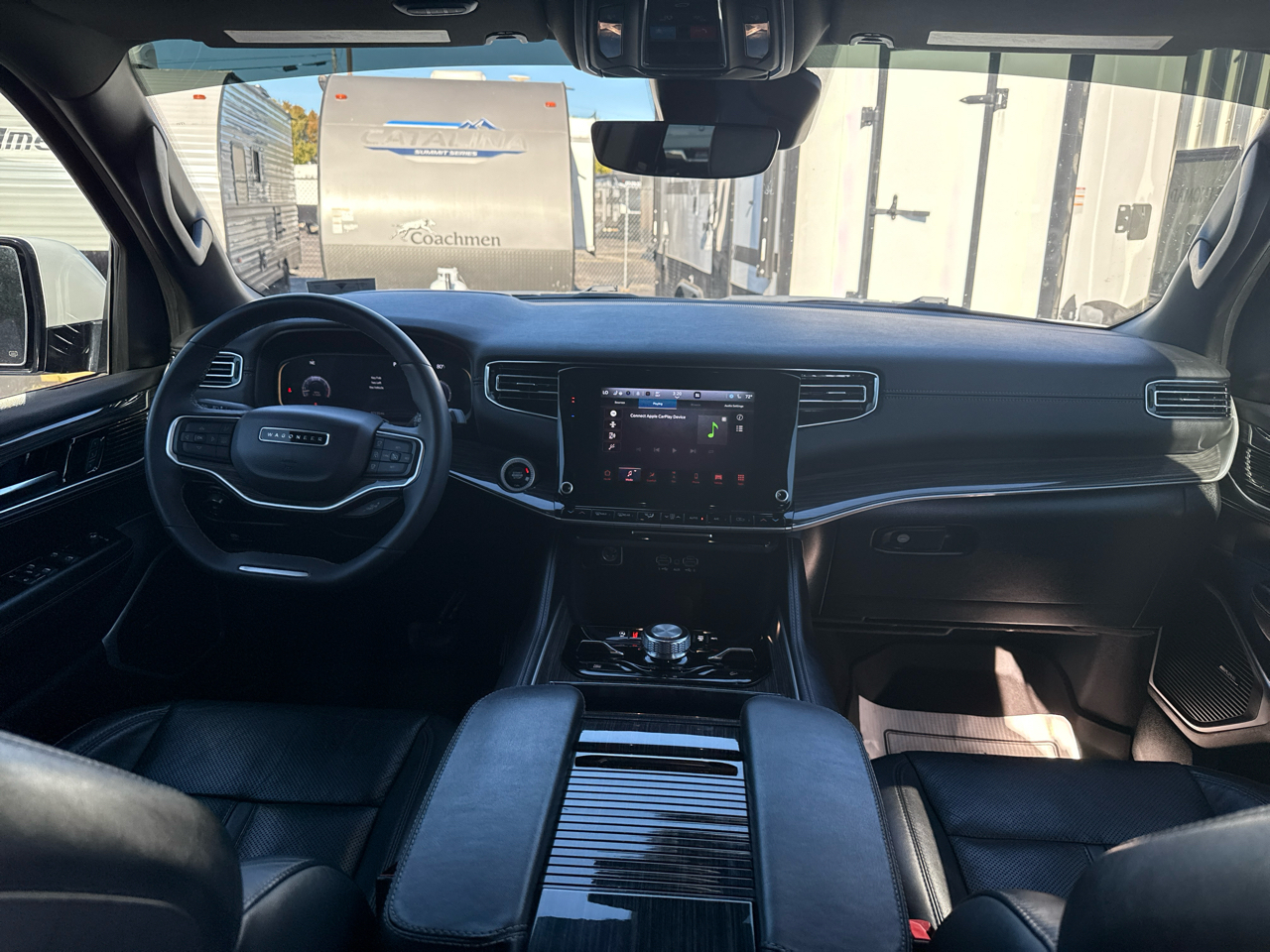 Used Car 2022 Jeep Wagoneer  Series Iii For Sale Under $50,000 In Dickson, Tennessee