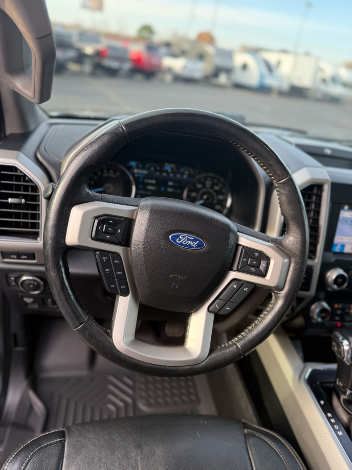Used Car 2019 Ford F-150  Lariat For Sale Under $30,000 In Dickson, Tennessee