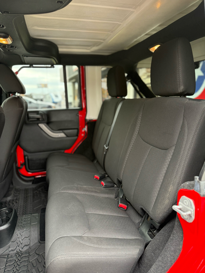 Used Car 2015 Jeep Wrangler Unlimited  4wd 4dr Sport For Sale Under $20,000 In Dickson, Tennessee