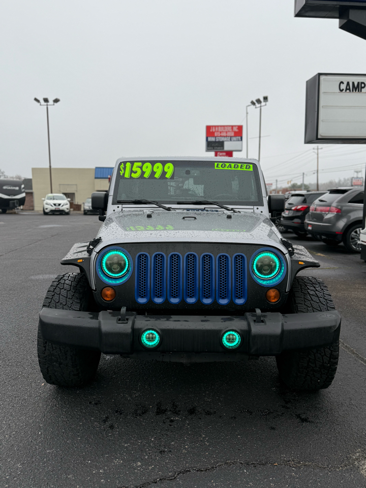Used Car 2013 Jeep Wrangler Unlimited  4wd 4dr Sahara For Sale Under $20,000 In Dickson, Tennessee