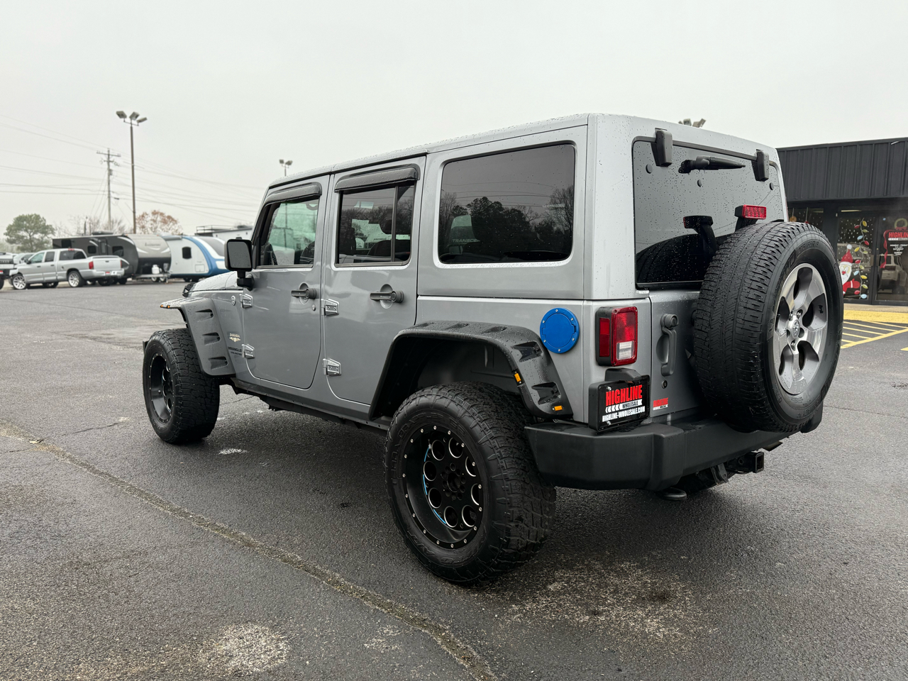 Used Car 2013 Jeep Wrangler Unlimited  4wd 4dr Sahara For Sale Under $20,000 In Dickson, Tennessee