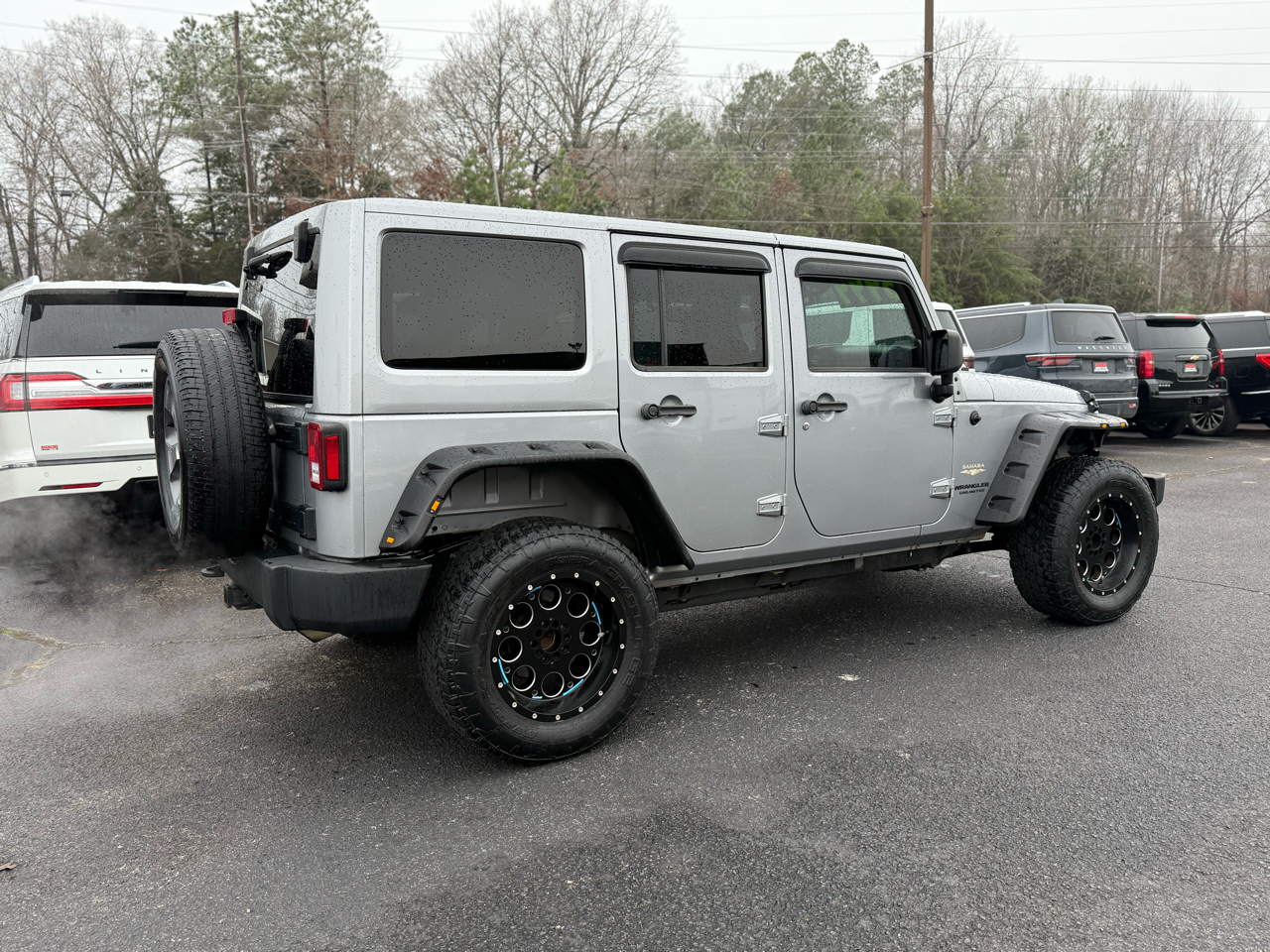 Used Car 2013 Jeep Wrangler Unlimited  4wd 4dr Sahara For Sale Under $20,000 In Dickson, Tennessee
