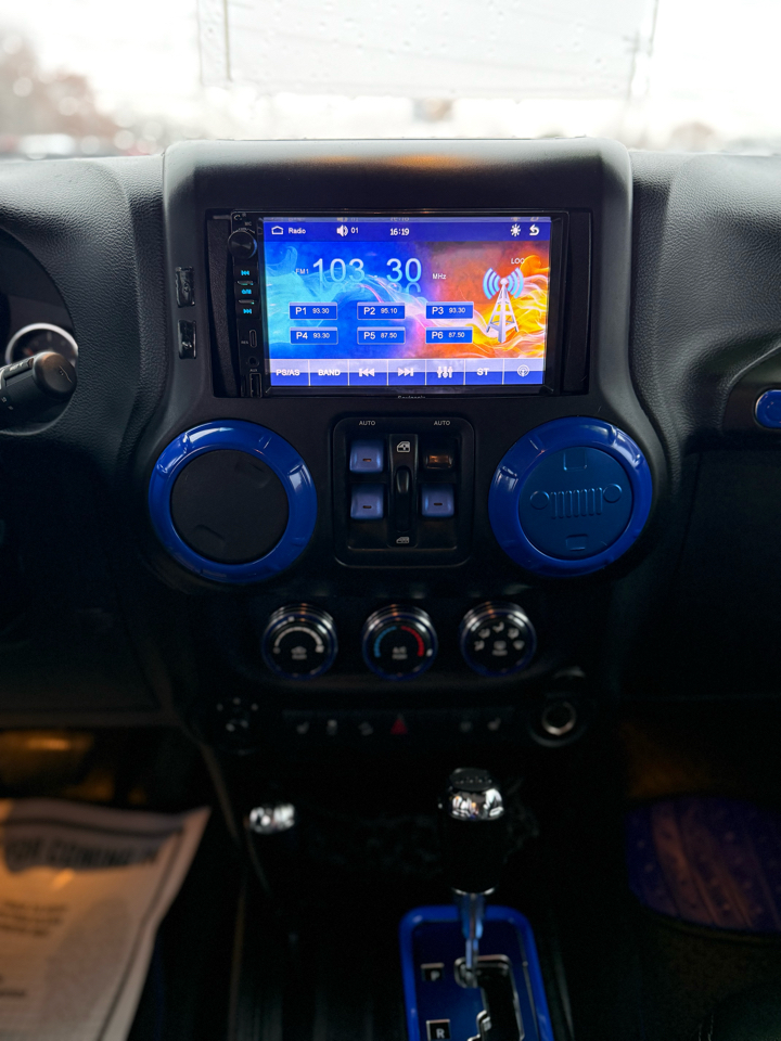 Used Car 2013 Jeep Wrangler Unlimited  4wd 4dr Sahara For Sale Under $20,000 In Dickson, Tennessee