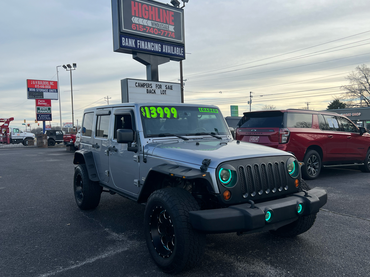 Jeep Wrangler Unlimited 4WD 4dr Sahara 2013