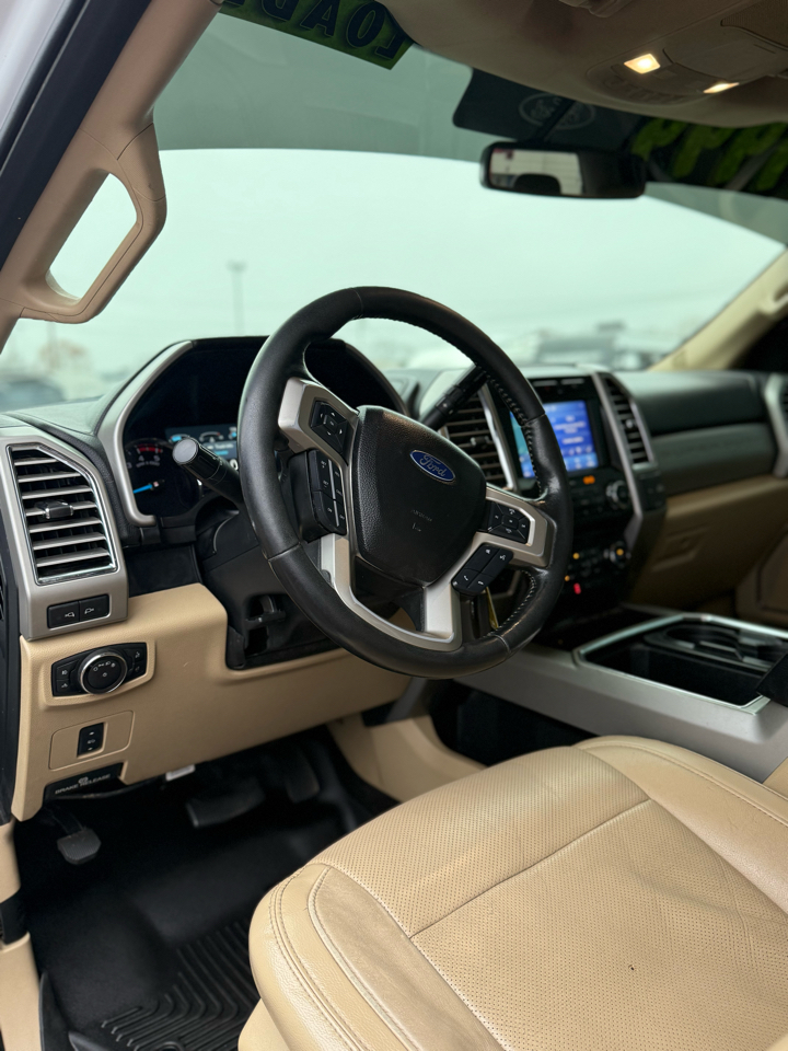 Used Car 2017 Ford Super Duty F-350 Drw  Lariat 4wd Crew Cab 8' Box For Sale Under $40,000 In Dickson, Tennessee