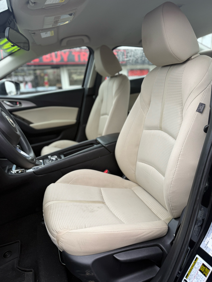 Used Car 2018 Mazda Mazda3 4-door  Sport Auto For Sale Under $12,000 In Dickson, Tennessee