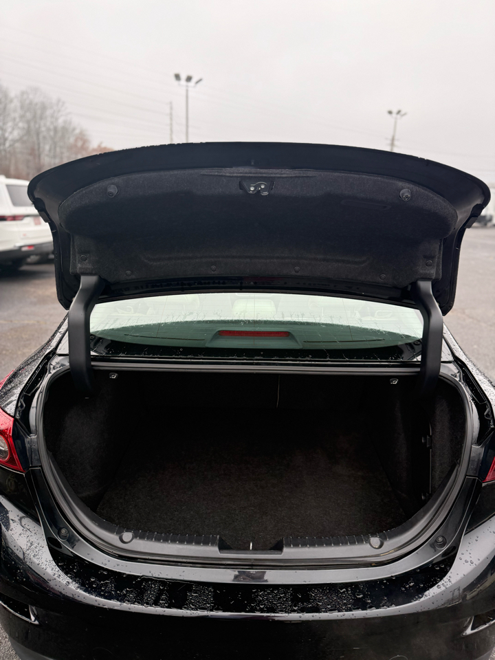 Used Car 2018 Mazda Mazda3 4-door  Sport Auto For Sale Under $12,000 In Dickson, Tennessee